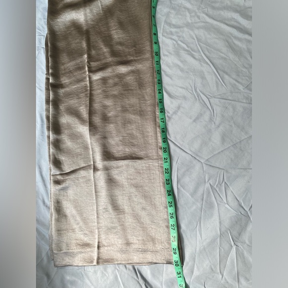 High Rise Pleated Satin Wide-Leg Trousers size 8 - Picture 4 of 7